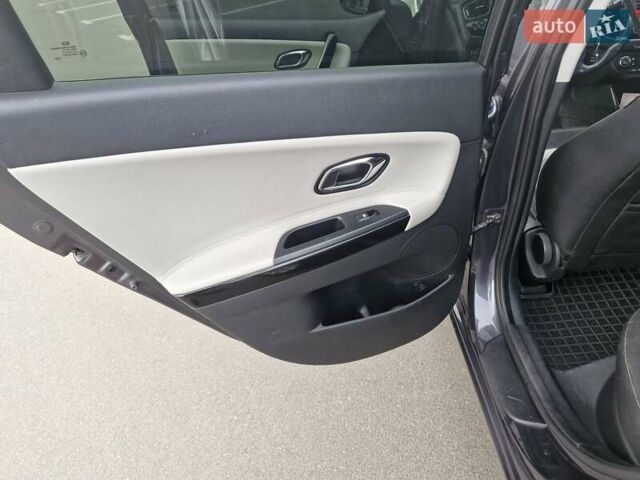 Серый Киа Сид, объемом двигателя 1.58 л и пробегом 213 тыс. км за 11300 $, фото 8 на Automoto.ua