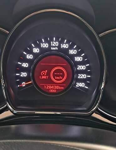 Серый Киа Сид, объемом двигателя 1.58 л и пробегом 128 тыс. км за 10000 $, фото 21 на Automoto.ua