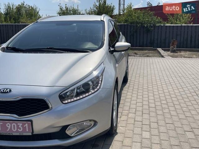 Сірий Кіа Сід, об'ємом двигуна 1.6 л та пробігом 225 тис. км за 7700 $, фото 4 на Automoto.ua