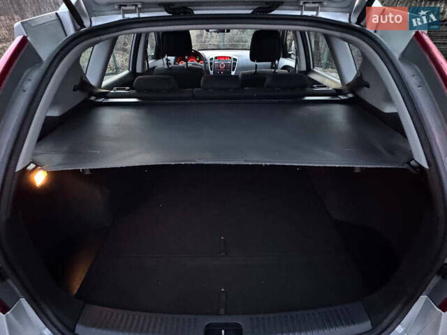 Сірий Кіа Сід, об'ємом двигуна 1.6 л та пробігом 202 тис. км за 7350 $, фото 92 на Automoto.ua