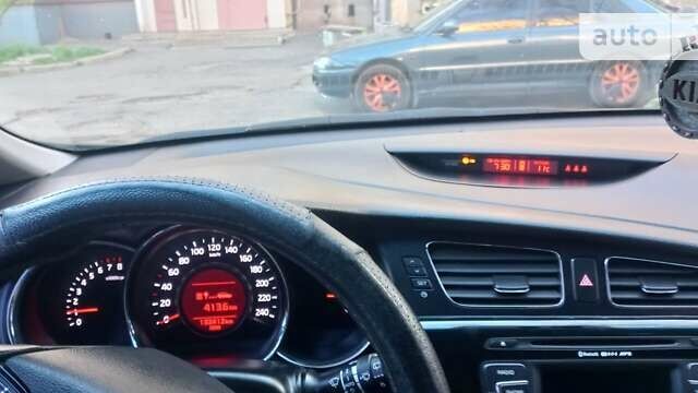 Серый Киа Сид, объемом двигателя 0 л и пробегом 135 тыс. км за 9400 $, фото 2 на Automoto.ua