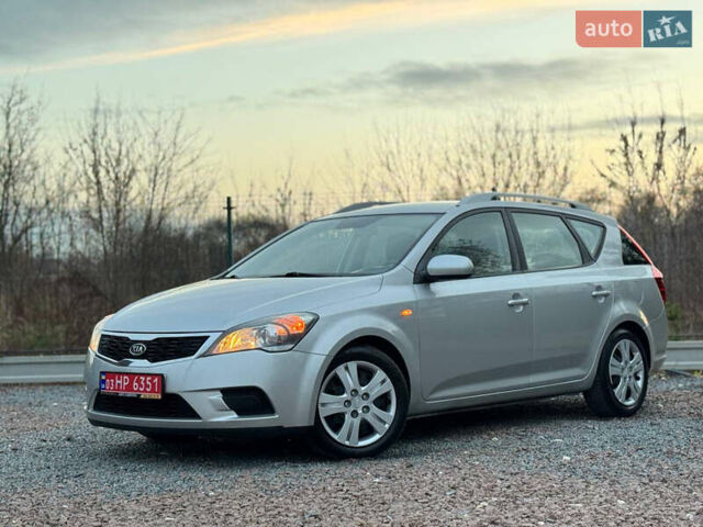 Сірий Кіа Сід, об'ємом двигуна 1.6 л та пробігом 202 тис. км за 7350 $, фото 26 на Automoto.ua