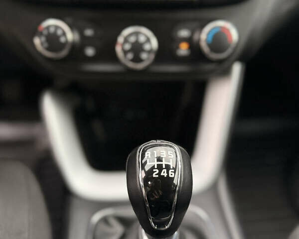 Кіа Сід 2013 у Дубно на Automoto.ua Сірий Кіа Сід, об'ємом двигуна 1.6 л та пробігом 176 тис. км за 8599 $, фото 31 на Automoto.ua