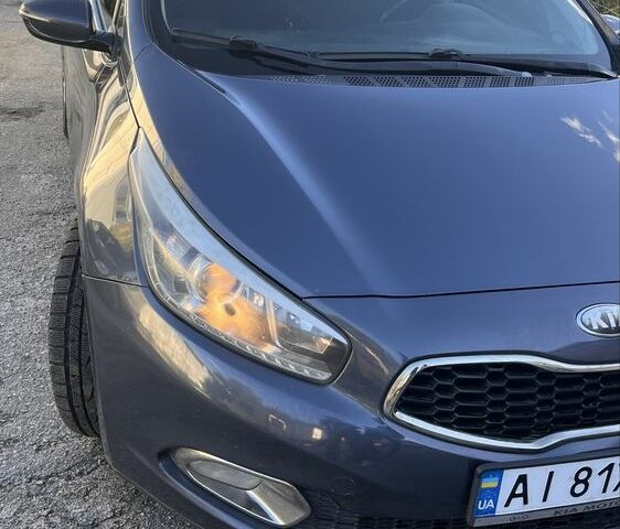 Серый Киа Сид, объемом двигателя 1.6 л и пробегом 257 тыс. км за 9000 $, фото 1 на Automoto.ua
