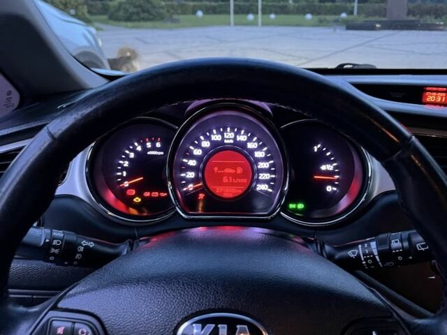 Серый Киа Сид, объемом двигателя 1.6 л и пробегом 260 тыс. км за 8500 $, фото 9 на Automoto.ua
