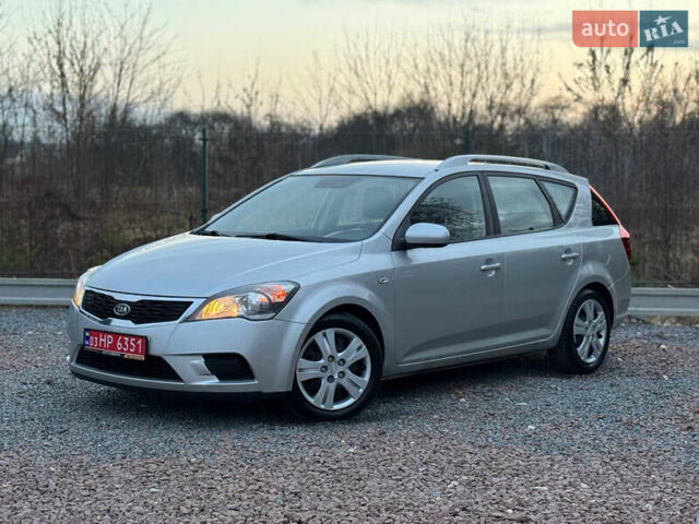 Сірий Кіа Сід, об'ємом двигуна 1.6 л та пробігом 202 тис. км за 7350 $, фото 25 на Automoto.ua