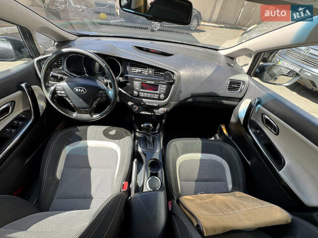 Серый Киа Сид, объемом двигателя 1.59 л и пробегом 125 тыс. км за 10500 $, фото 15 на Automoto.ua