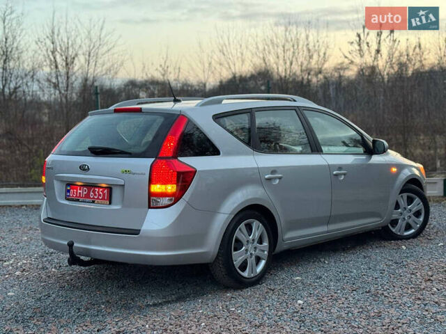 Сірий Кіа Сід, об'ємом двигуна 1.6 л та пробігом 202 тис. км за 7350 $, фото 43 на Automoto.ua