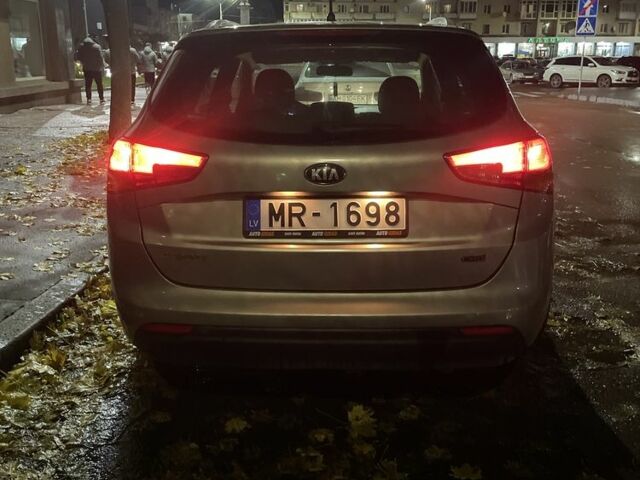 Киа Сид 2013 в Житомире на Automoto.ua Серый Киа Сид, объемом двигателя 0 л и пробегом 234 тыс. км за 5900 $, фото 4 на Automoto.ua