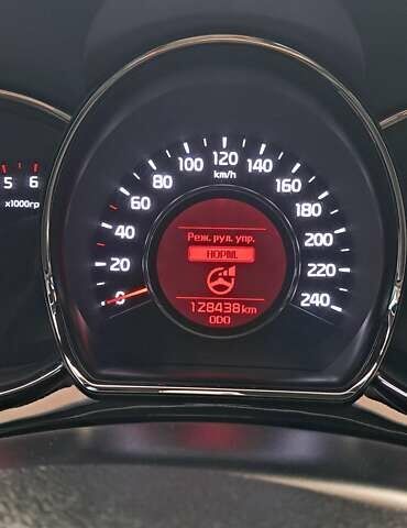 Серый Киа Сид, объемом двигателя 1.58 л и пробегом 128 тыс. км за 10000 $, фото 18 на Automoto.ua