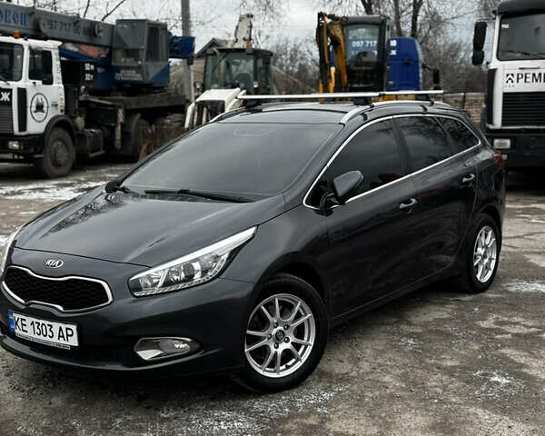 Сірий Кіа Сід, об'ємом двигуна 1.58 л та пробігом 199 тис. км за 10500 $, фото 2 на Automoto.ua