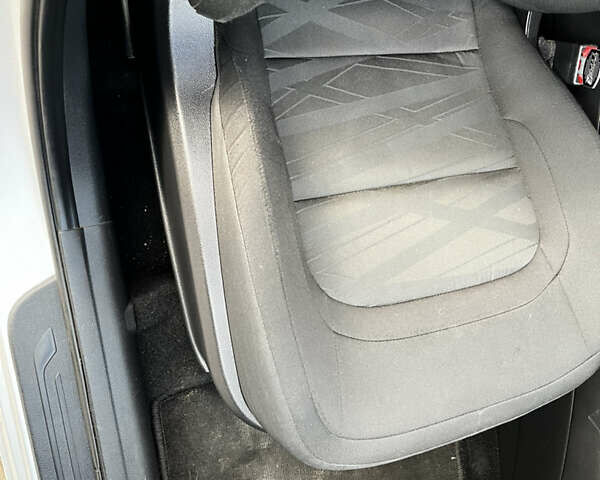 Сірий Кіа Сід, об'ємом двигуна 1.58 л та пробігом 199 тис. км за 9100 $, фото 22 на Automoto.ua