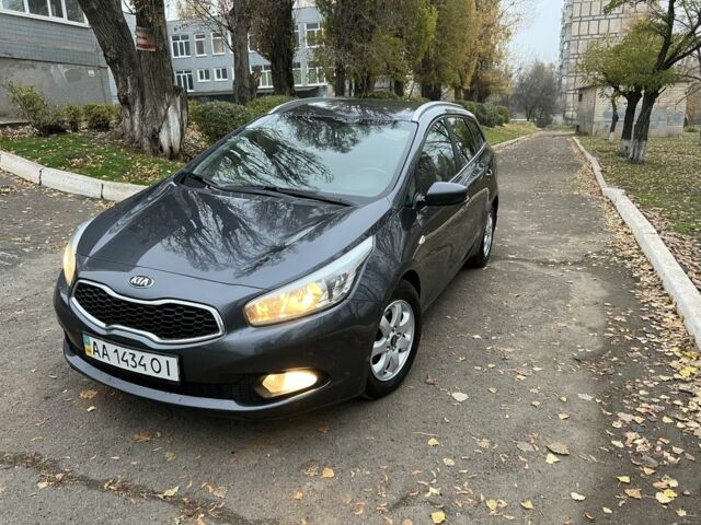 Серый Киа Сид, объемом двигателя 1.6 л и пробегом 233 тыс. км за 8500 $, фото 3 на Automoto.ua