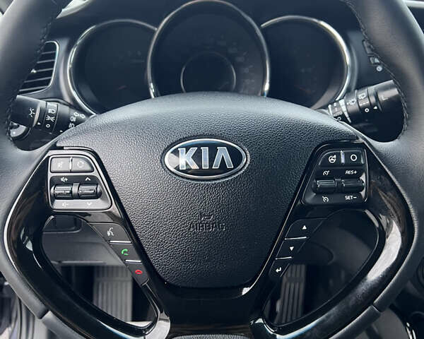 Сірий Кіа Сід, об'ємом двигуна 1.6 л та пробігом 183 тис. км за 11000 $, фото 30 на Automoto.ua