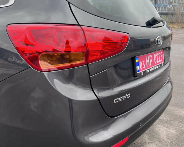 Серый Киа Сид, объемом двигателя 1.6 л и пробегом 183 тыс. км за 11000 $, фото 11 на Automoto.ua