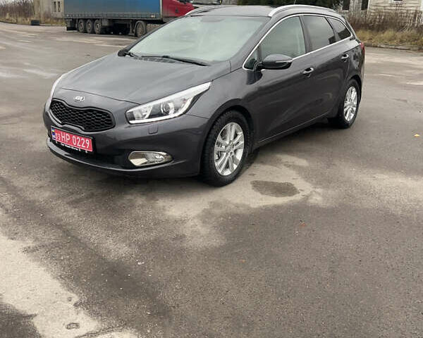 Серый Киа Сид, объемом двигателя 1.6 л и пробегом 183 тыс. км за 11000 $, фото 4 на Automoto.ua
