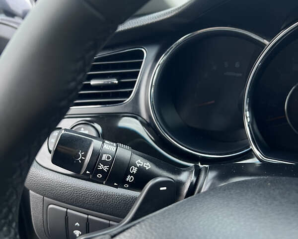 Сірий Кіа Сід, об'ємом двигуна 1.6 л та пробігом 183 тис. км за 11000 $, фото 28 на Automoto.ua