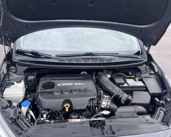 Серый Киа Сид, объемом двигателя 1.6 л и пробегом 183 тыс. км за 10999 $, фото 44 на Automoto.ua