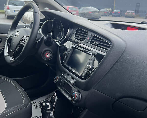 Серый Киа Сид, объемом двигателя 1.6 л и пробегом 183 тыс. км за 10999 $, фото 40 на Automoto.ua