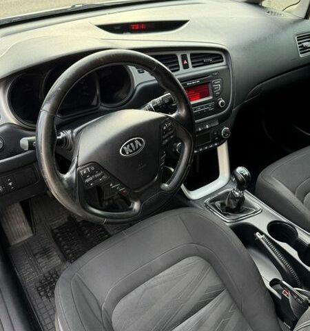 Серый Киа Сид, объемом двигателя 1.58 л и пробегом 165 тыс. км за 8700 $, фото 17 на Automoto.ua