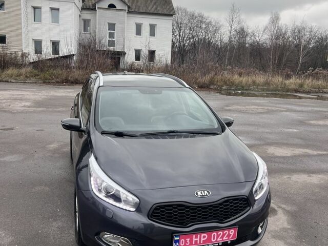 Серый Киа Сид, объемом двигателя 1.6 л и пробегом 183 тыс. км за 11000 $, фото 2 на Automoto.ua