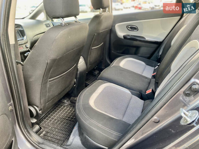 Сірий Кіа Сід, об'ємом двигуна 1.58 л та пробігом 317 тис. км за 9500 $, фото 24 на Automoto.ua