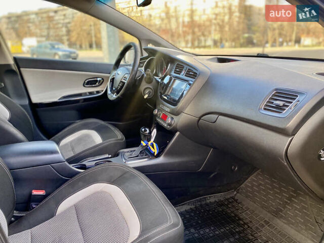 Сірий Кіа Сід, об'ємом двигуна 1.58 л та пробігом 317 тис. км за 9500 $, фото 20 на Automoto.ua