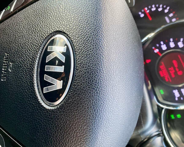 Сірий Кіа Сід, об'ємом двигуна 1.58 л та пробігом 317 тис. км за 9500 $, фото 19 на Automoto.ua