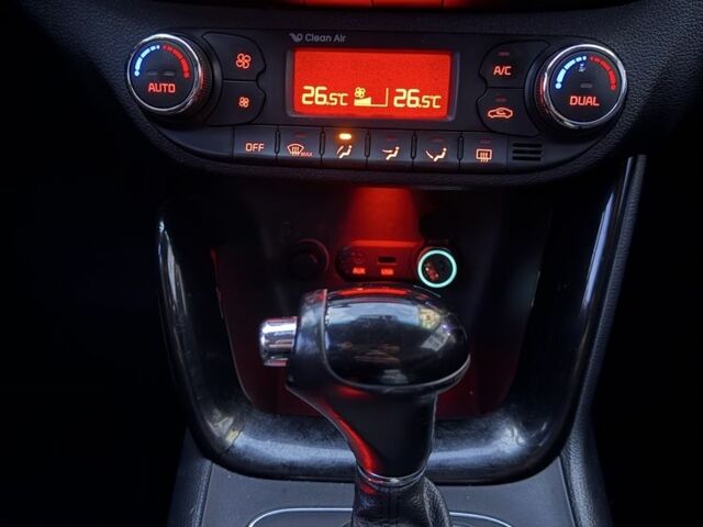 Сірий Кіа Сід, об'ємом двигуна 1.6 л та пробігом 234 тис. км за 9000 $, фото 18 на Automoto.ua