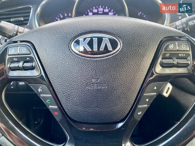 Сірий Кіа Сід, об'ємом двигуна 1.58 л та пробігом 317 тис. км за 9500 $, фото 16 на Automoto.ua