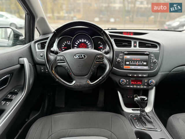 Серый Киа Сид, объемом двигателя 1.6 л и пробегом 211 тыс. км за 11600 $, фото 9 на Automoto.ua