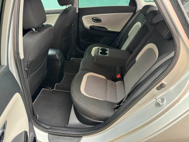 Серый Киа Сид, объемом двигателя 1.6 л и пробегом 107 тыс. км за 12500 $, фото 19 на Automoto.ua