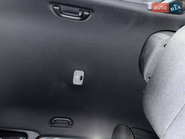 Сірий Кіа Сід, об'ємом двигуна 1.58 л та пробігом 221 тис. км за 11399 $, фото 34 на Automoto.ua