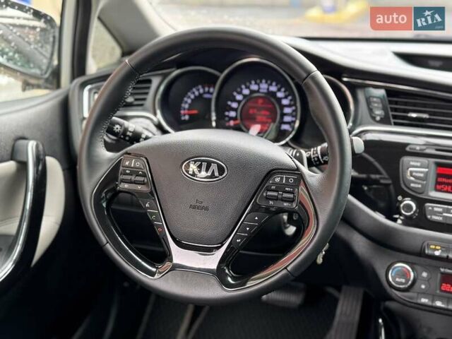 Серый Киа Сид, объемом двигателя 1.6 л и пробегом 107 тыс. км за 12700 $, фото 33 на Automoto.ua
