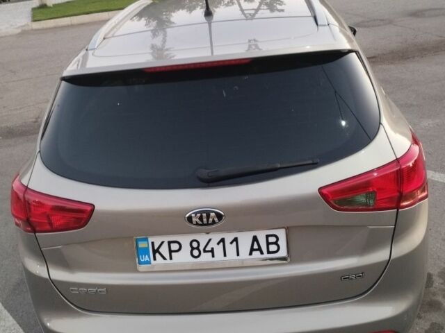 Серый Киа Сид, объемом двигателя 1.6 л и пробегом 181 тыс. км за 11750 $, фото 4 на Automoto.ua