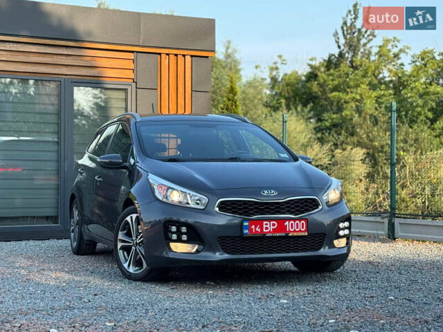 Серый Киа Сид, объемом двигателя 1.58 л и пробегом 190 тыс. км за 11999 $, фото 2 на Automoto.ua