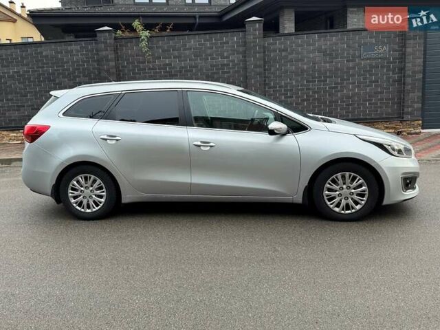 Кіа Сід 2016 у Києві на Automoto.ua Сірий Кіа Сід, об'ємом двигуна 1.59 л та пробігом 107 тис. км за 12500 $, фото 17 на Automoto.ua