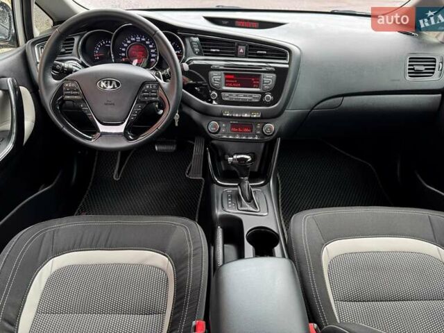 Серый Киа Сид, объемом двигателя 1.6 л и пробегом 107 тыс. км за 12700 $, фото 28 на Automoto.ua