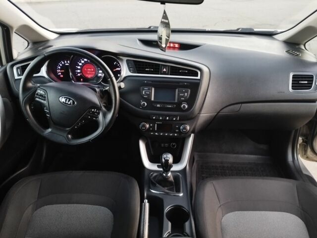 Серый Киа Сид, объемом двигателя 1.6 л и пробегом 181 тыс. км за 11750 $, фото 17 на Automoto.ua