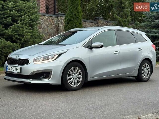 Кіа Сід 2016 у Києві на Automoto.ua Сірий Кіа Сід, об'ємом двигуна 1.59 л та пробігом 107 тис. км за 12500 $, фото 5 на Automoto.ua