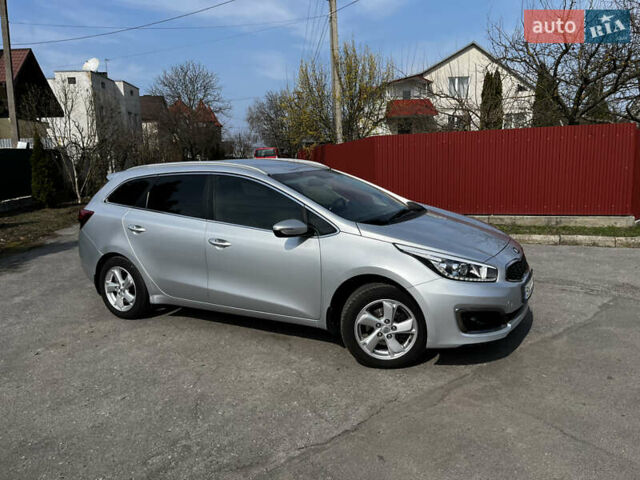 Серый Киа Сид, объемом двигателя 1.58 л и пробегом 59 тыс. км за 11999 $, фото 4 на Automoto.ua