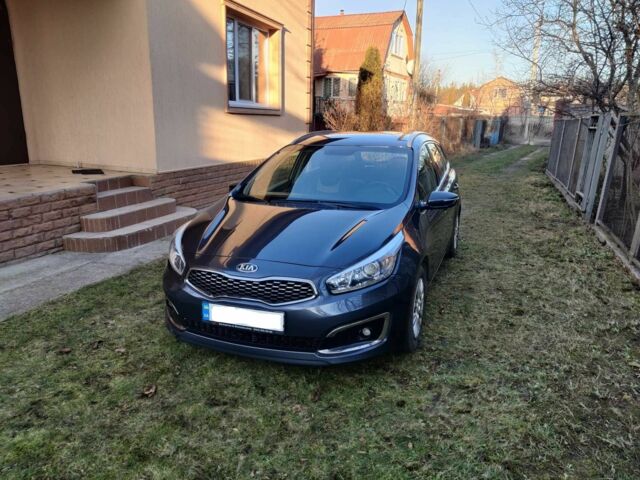 Серый Киа Сид, объемом двигателя 1.6 л и пробегом 172 тыс. км за 10200 $, фото 2 на Automoto.ua