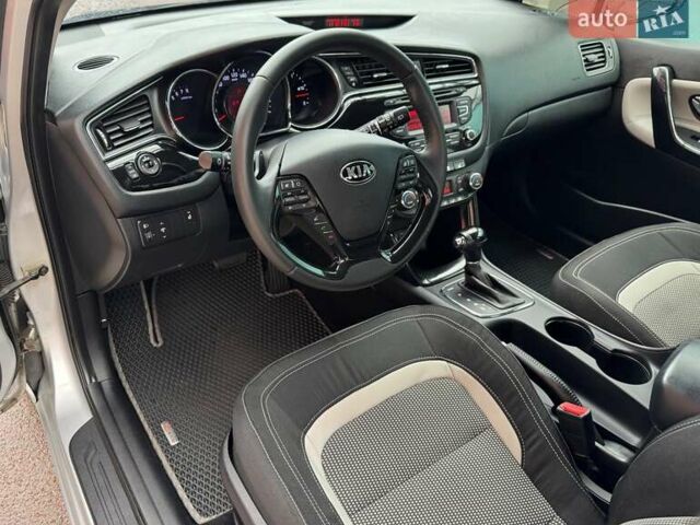 Кіа Сід 2016 у Києві на Automoto.ua Сірий Кіа Сід, об'ємом двигуна 1.59 л та пробігом 107 тис. км за 12500 $, фото 26 на Automoto.ua