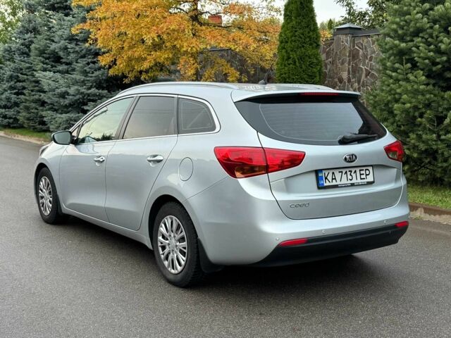 Серый Киа Сид, объемом двигателя 1.6 л и пробегом 107 тыс. км за 12500 $, фото 5 на Automoto.ua