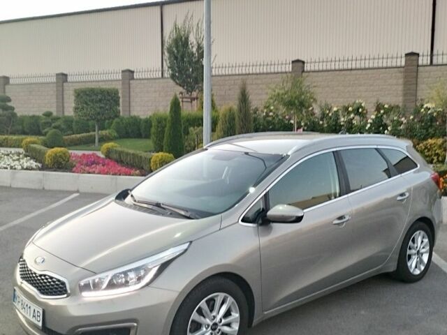 Серый Киа Сид, объемом двигателя 1.6 л и пробегом 181 тыс. км за 11750 $, фото 1 на Automoto.ua