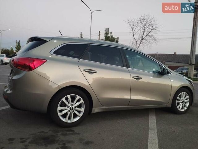 Серый Киа Сид, объемом двигателя 1.58 л и пробегом 182 тыс. км за 11650 $, фото 25 на Automoto.ua