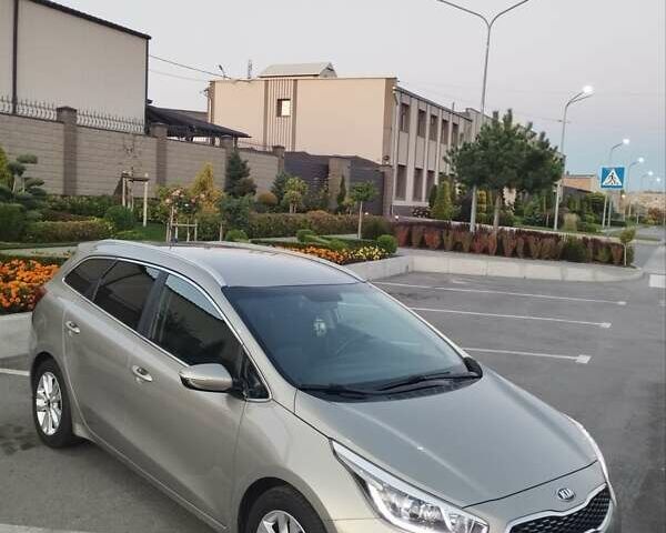 Серый Киа Сид, объемом двигателя 1.58 л и пробегом 182 тыс. км за 11650 $, фото 24 на Automoto.ua