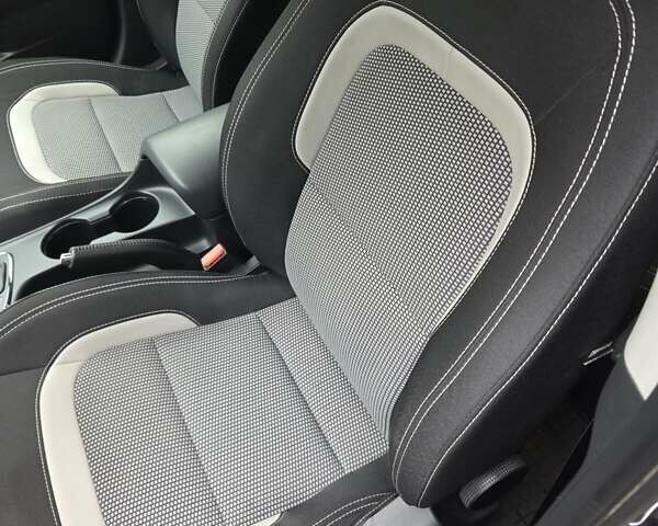 Серый Киа Сид, объемом двигателя 1.58 л и пробегом 63 тыс. км за 13300 $, фото 19 на Automoto.ua