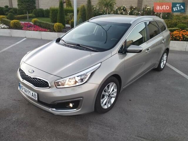 Серый Киа Сид, объемом двигателя 1.58 л и пробегом 182 тыс. км за 11650 $, фото 16 на Automoto.ua