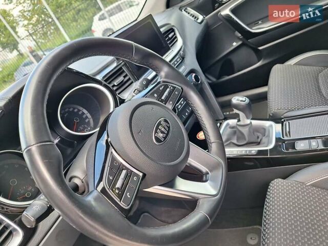 Серый Киа Сид, объемом двигателя 1.4 л и пробегом 220 тыс. км за 13800 $, фото 30 на Automoto.ua